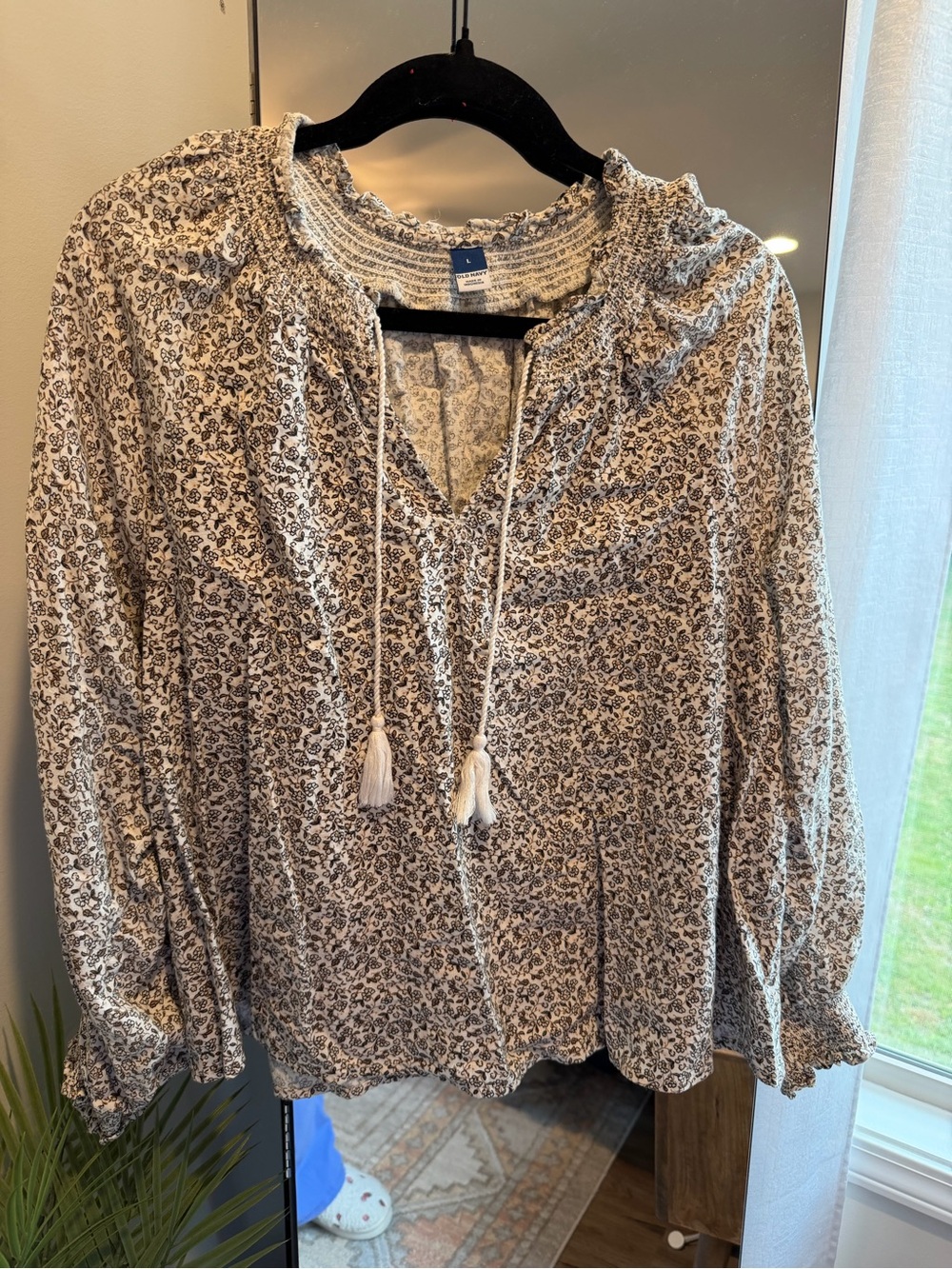 Old Navy Cream and Black Floral Blouse